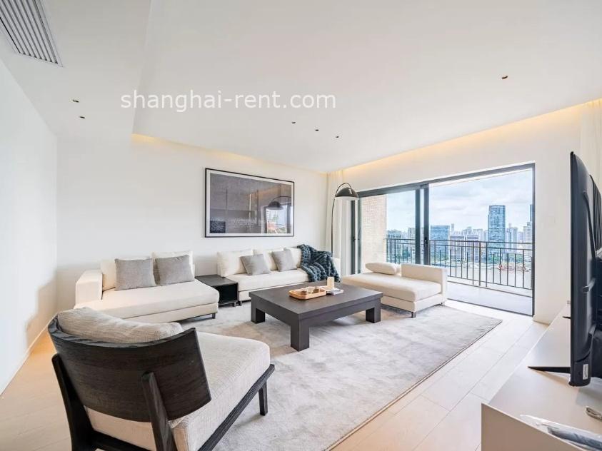 Discover this stunning property nestled in a desirable neighborhood. Boasting modern amenities and a serene setting, this home is the perfect blend of comfort and style. Ideal for families seeking a peaceful retreat.