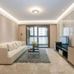 Addtional big interior balcony (Used as Laundry) enjoys greenery and peaceful garden view.