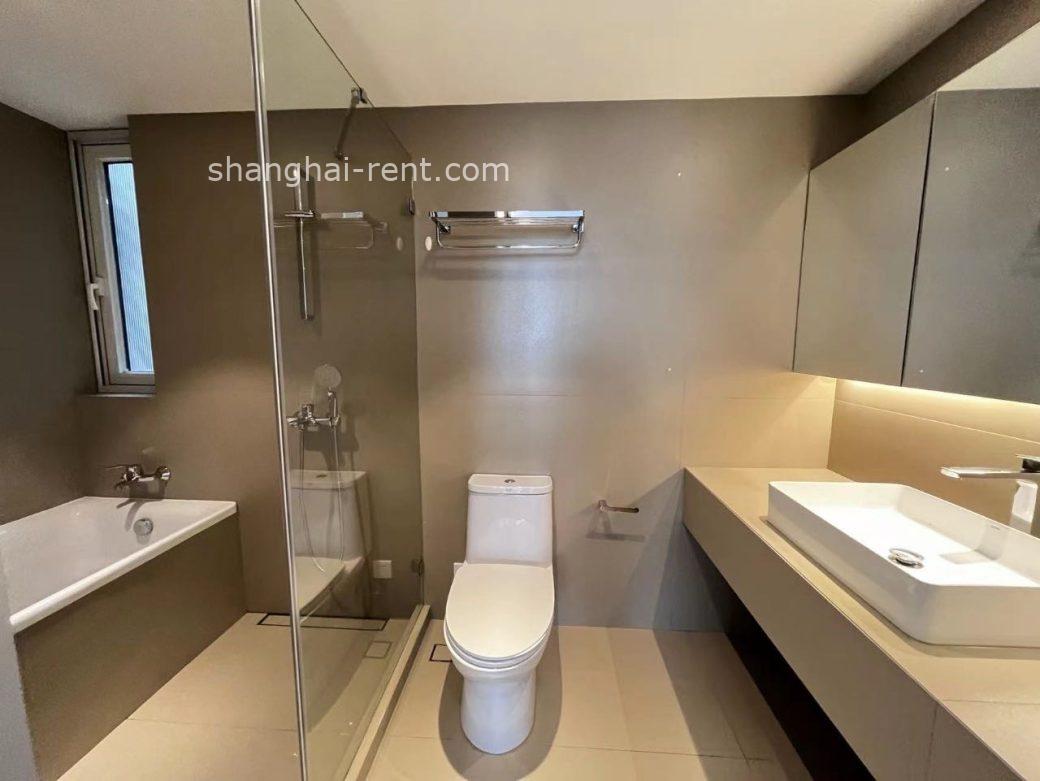 251aeba4d09ab70a398c6aefb3310103